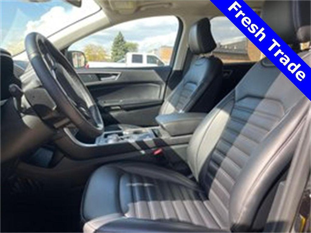 used 2024 Ford Edge car, priced at $28,370
