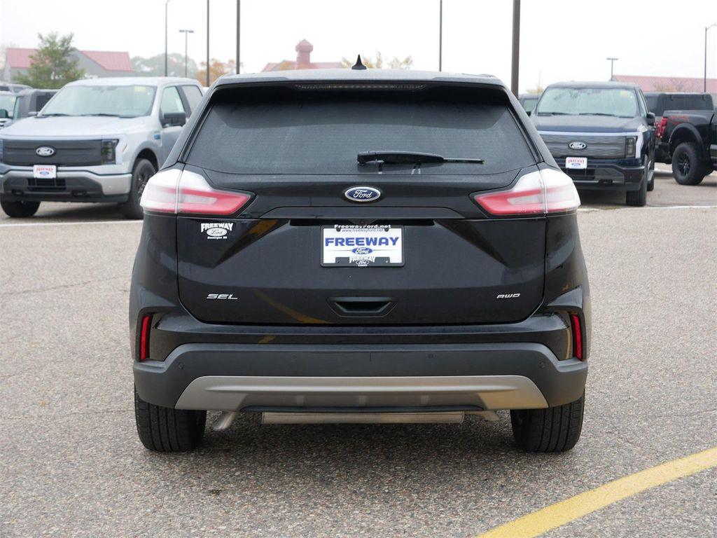 used 2024 Ford Edge car, priced at $27,594