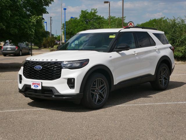 new 2025 Ford Explorer car, priced at $49,531