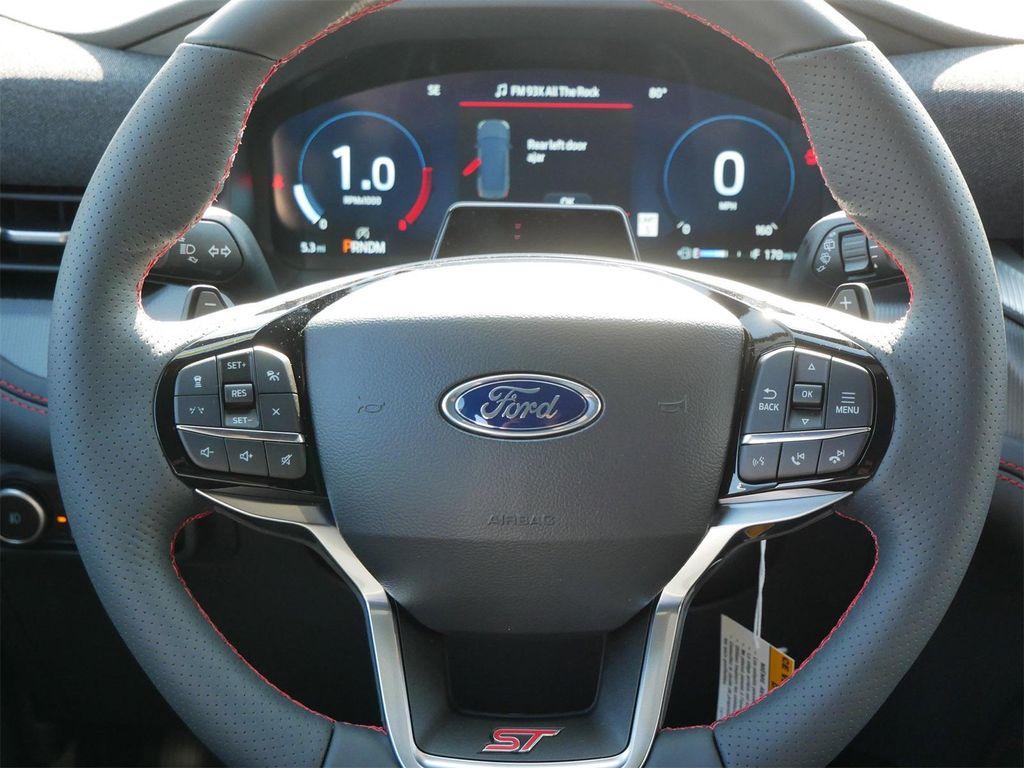 new 2025 Ford Explorer car, priced at $58,425