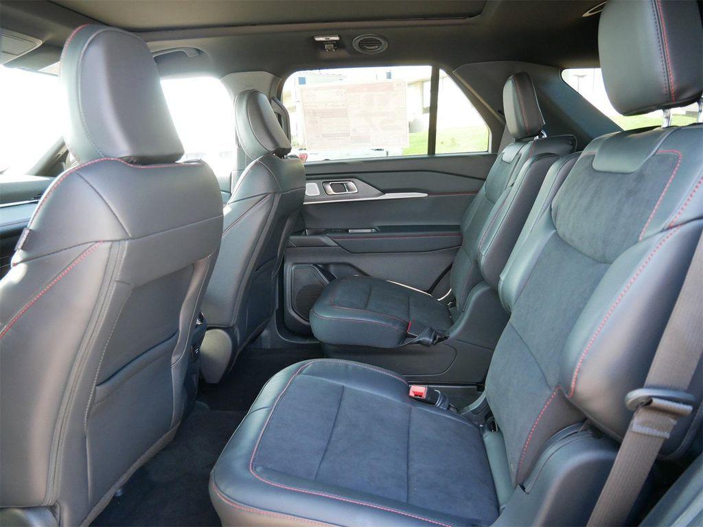 new 2025 Ford Explorer car, priced at $58,425