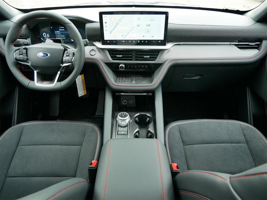 new 2025 Ford Explorer car, priced at $59,041