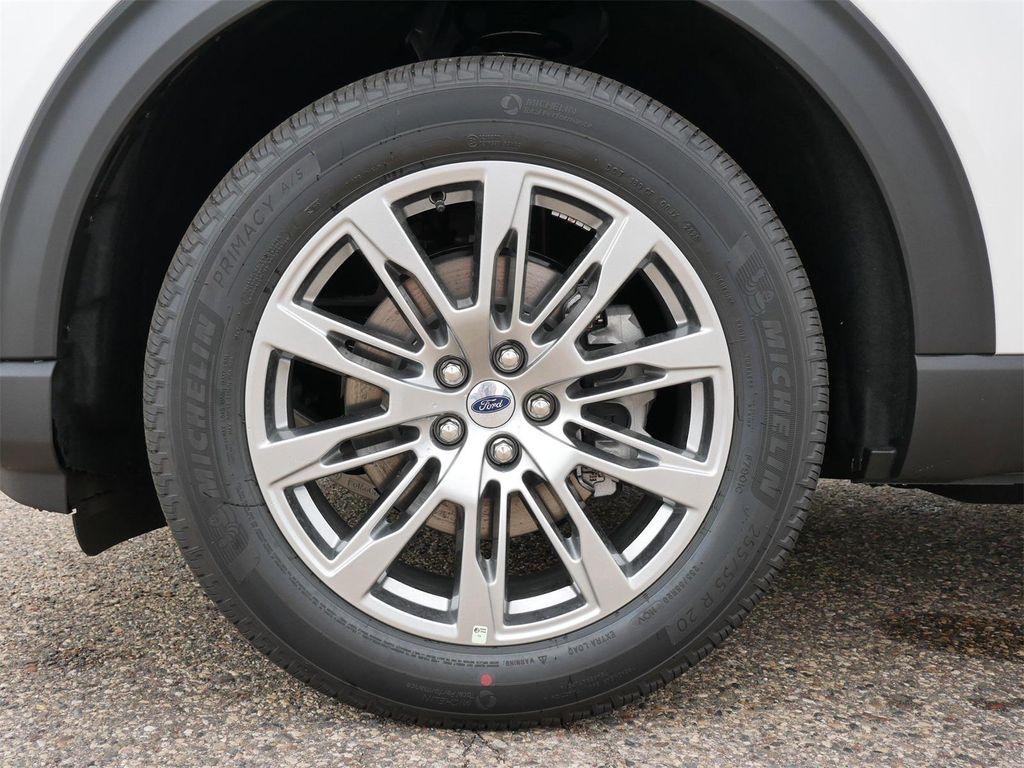 new 2025 Ford Explorer car, priced at $44,176