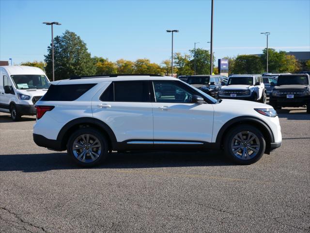 new 2025 Ford Explorer car, priced at $45,536