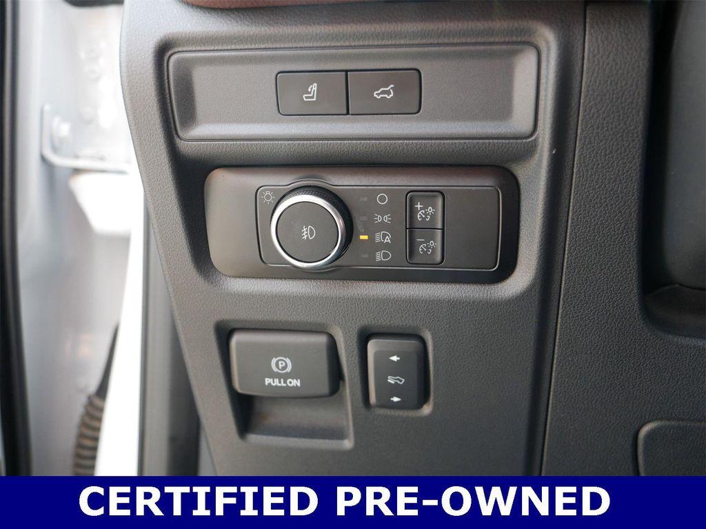 used 2023 Ford Expedition car, priced at $43,941