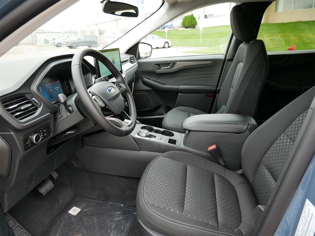 new 2026 Ford Escape car, priced at $37,024