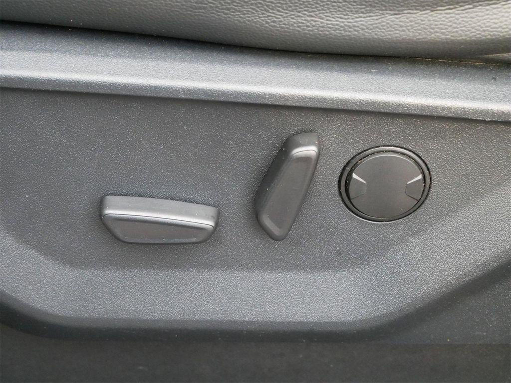 used 2022 Ford F-150 car, priced at $38,995