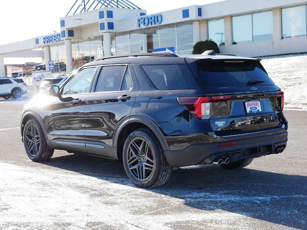 new 2025 Ford Explorer car, priced at $53,578