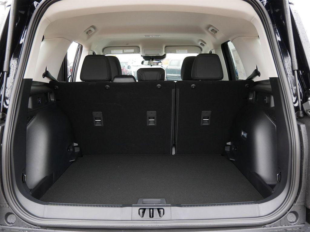 new 2025 Ford Bronco Sport car, priced at $33,094