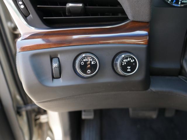 used 2017 Cadillac Escalade ESV car, priced at $22,999