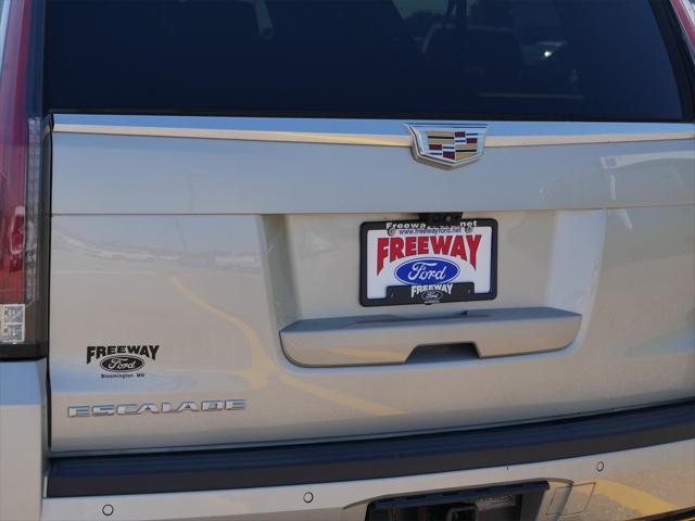 used 2017 Cadillac Escalade ESV car, priced at $22,999