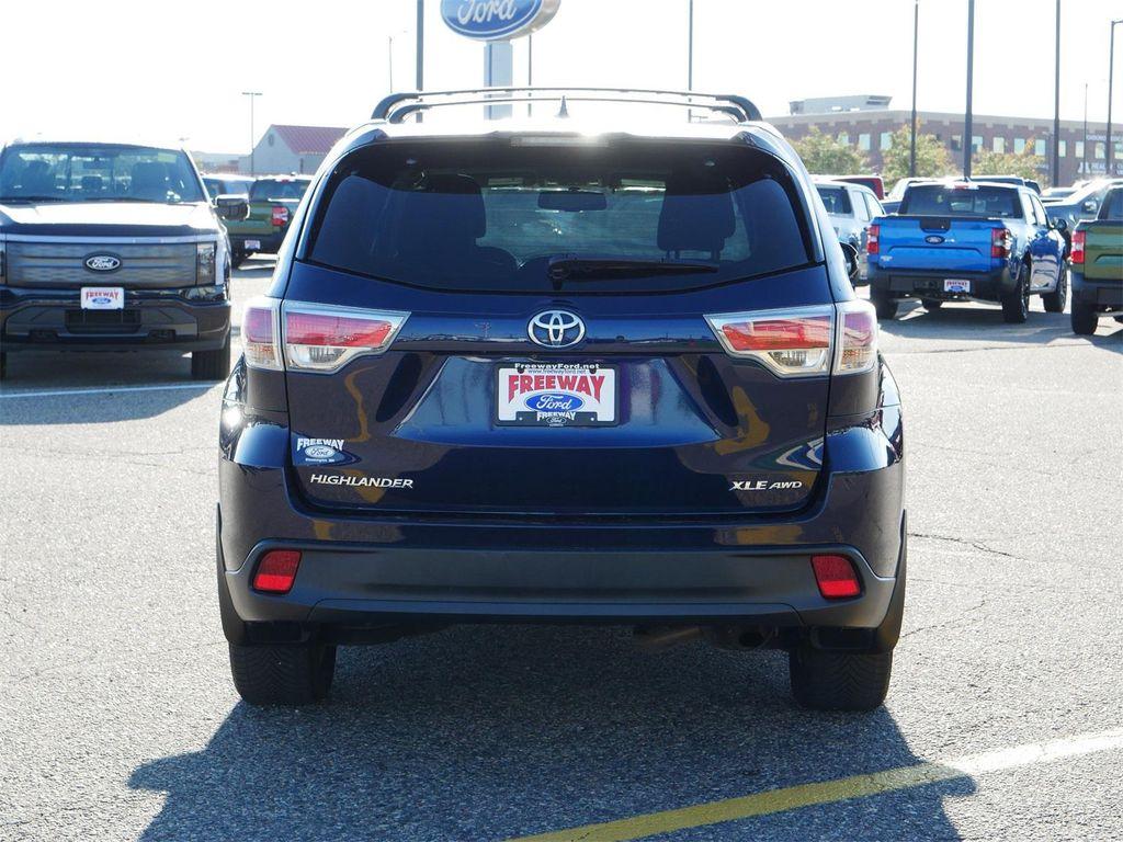 used 2015 Toyota Highlander car, priced at $17,617