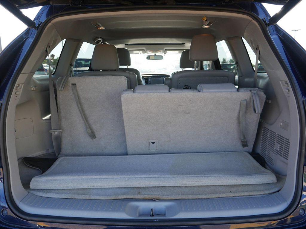 used 2015 Toyota Highlander car, priced at $17,617