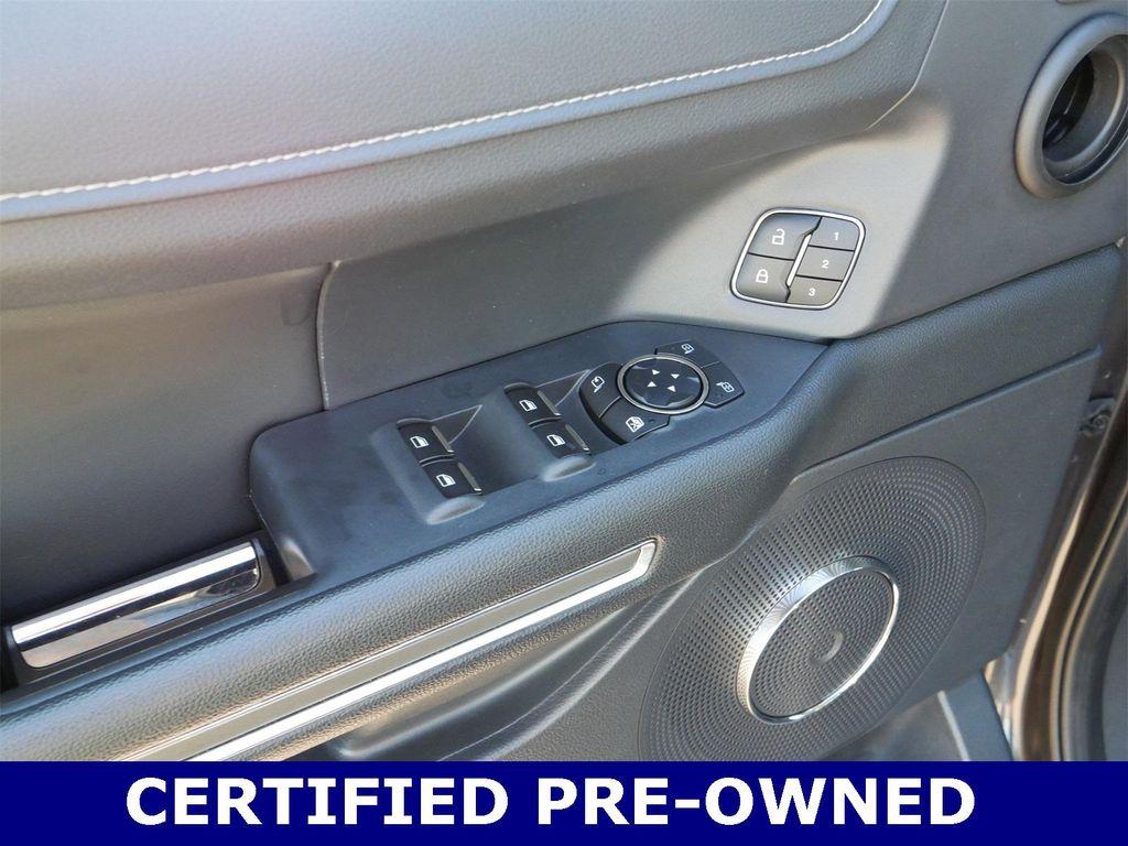 used 2024 Ford Expedition car, priced at $46,428