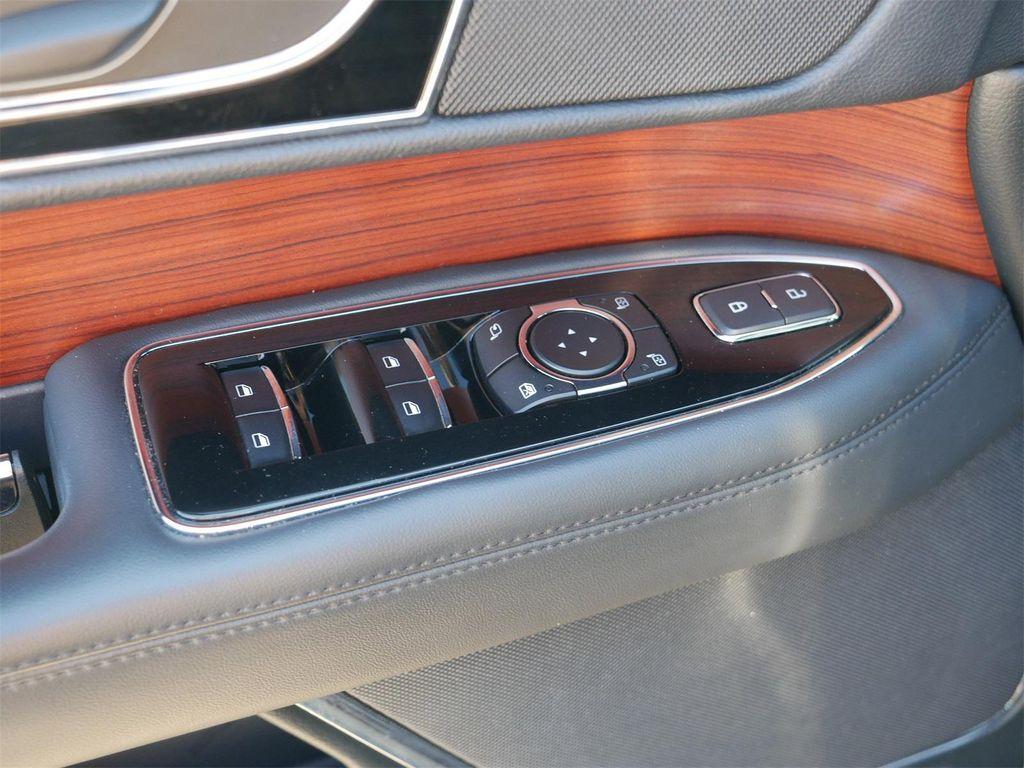 used 2024 Lincoln Navigator car, priced at $53,988