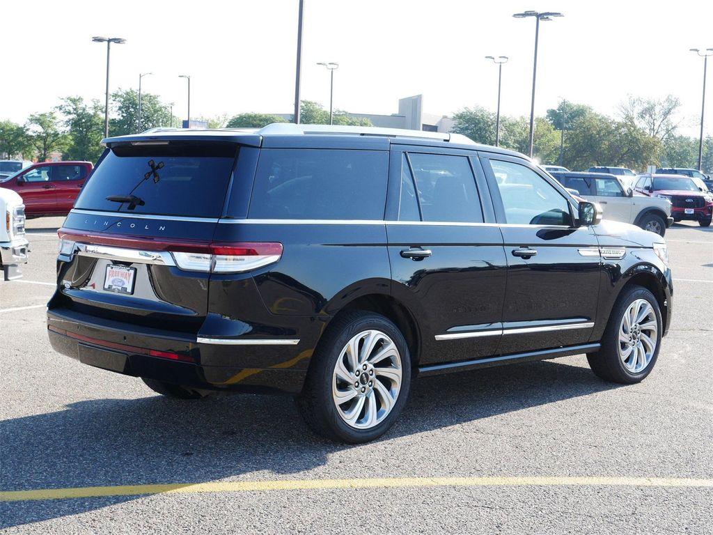 used 2024 Lincoln Navigator car, priced at $53,988