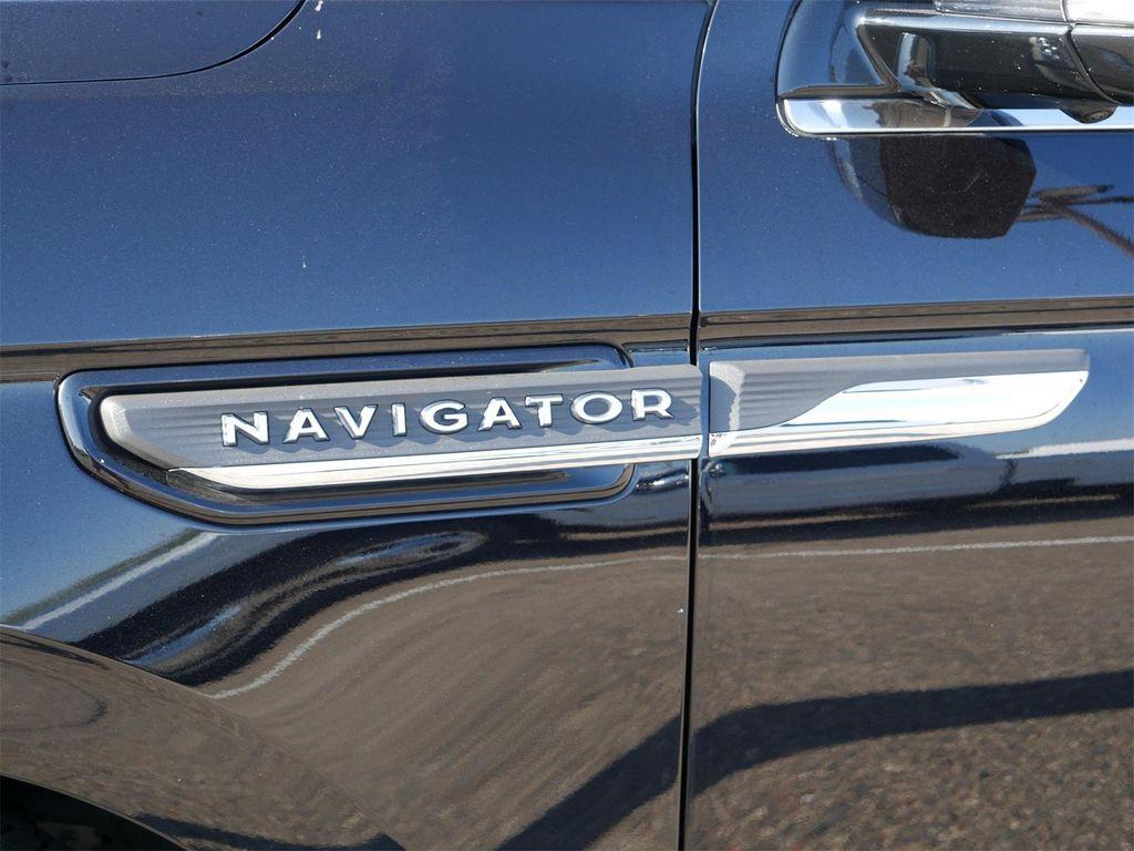used 2024 Lincoln Navigator car, priced at $53,988