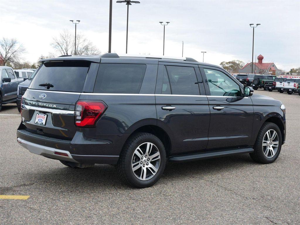 used 2024 Ford Expedition car, priced at $44,680