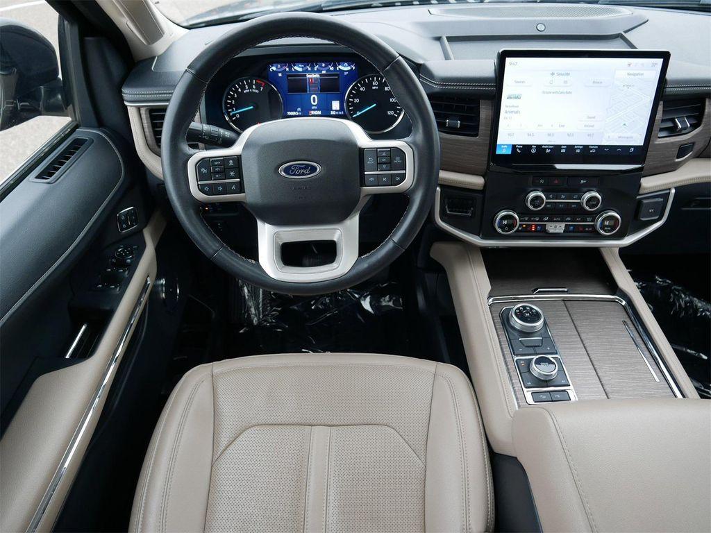 used 2024 Ford Expedition car, priced at $44,680