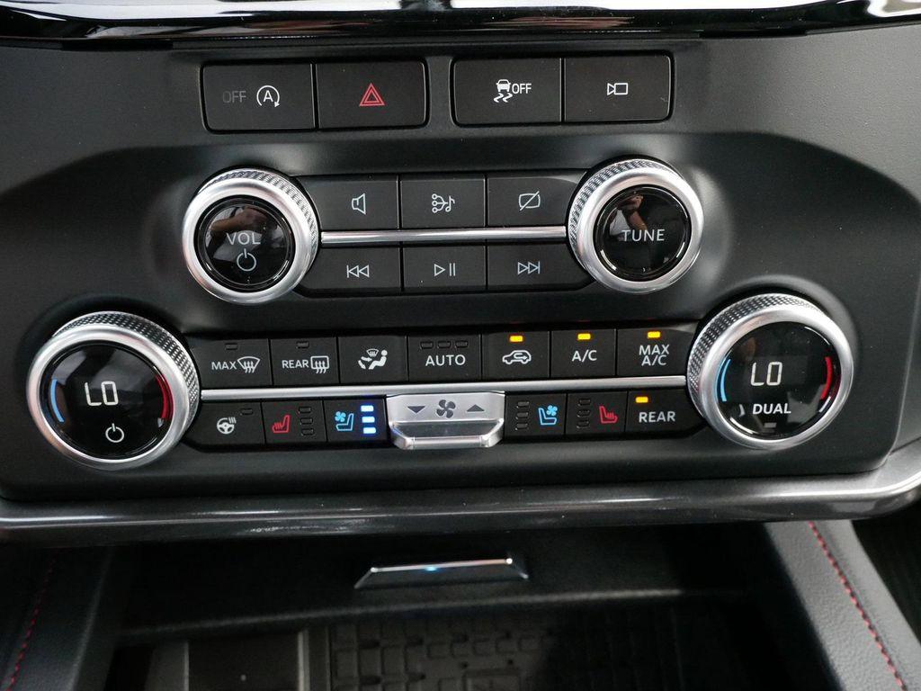 new 2024 Ford Expedition car, priced at $73,981