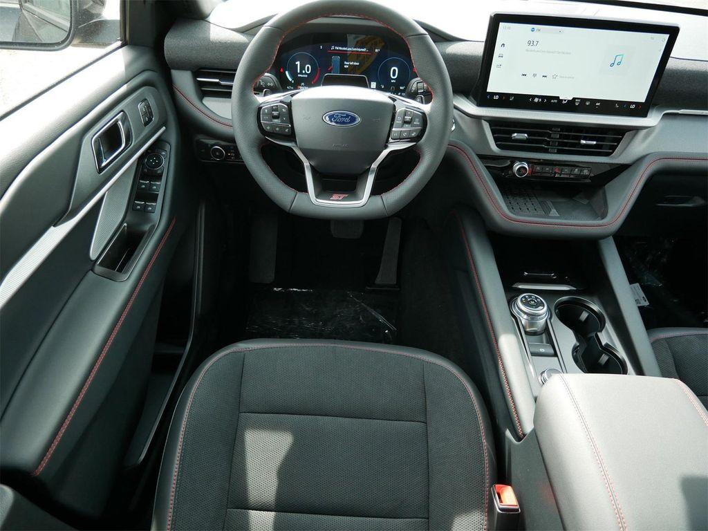 new 2025 Ford Explorer car, priced at $56,733