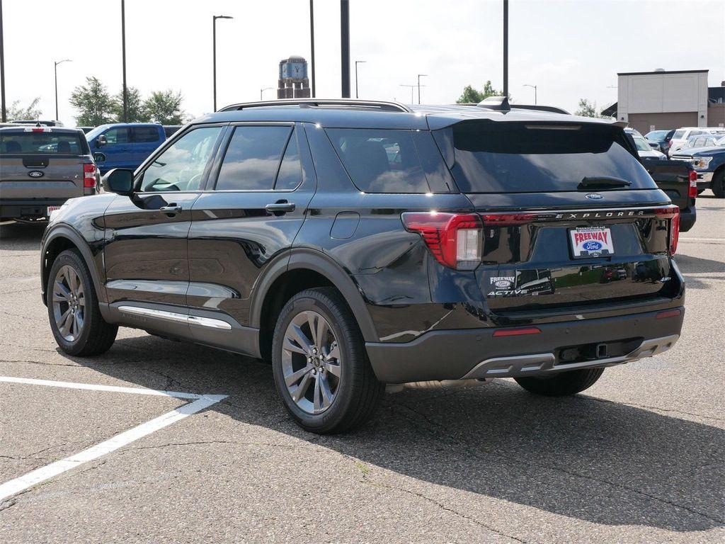 new 2025 Ford Explorer car, priced at $44,671