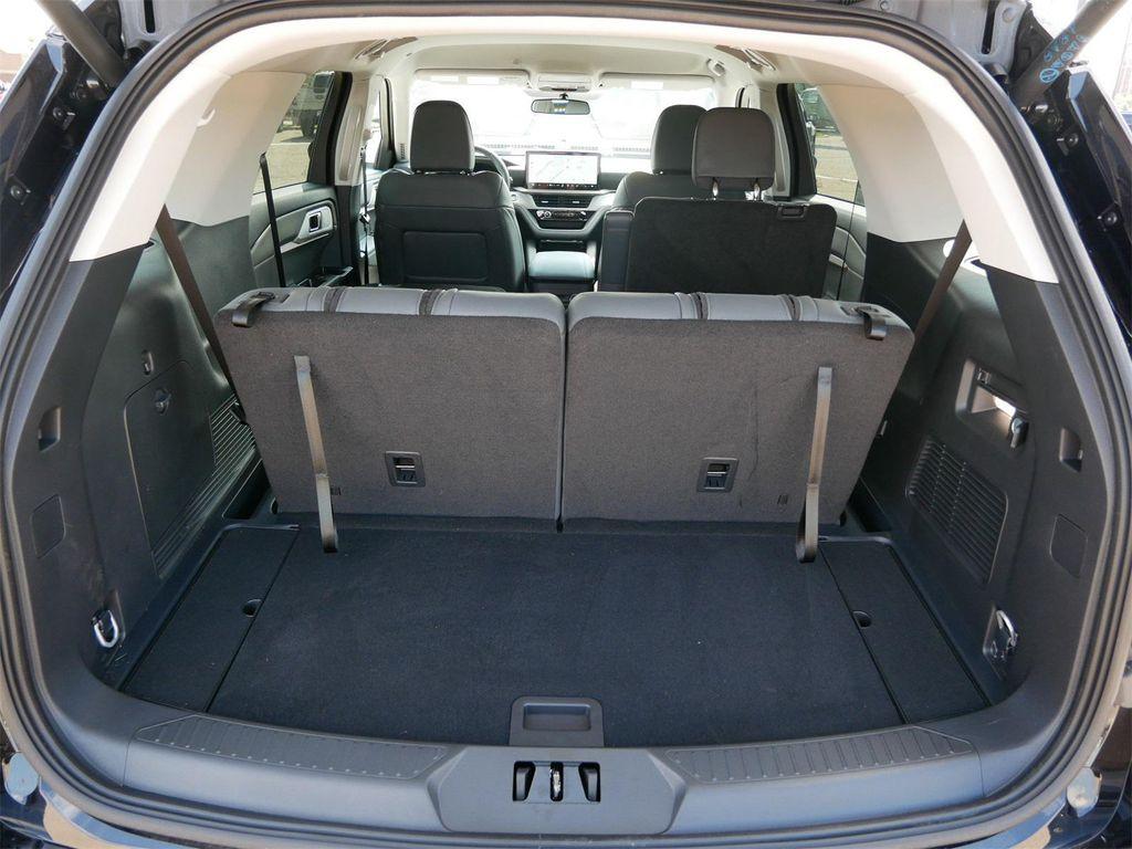 new 2025 Ford Explorer car, priced at $44,671