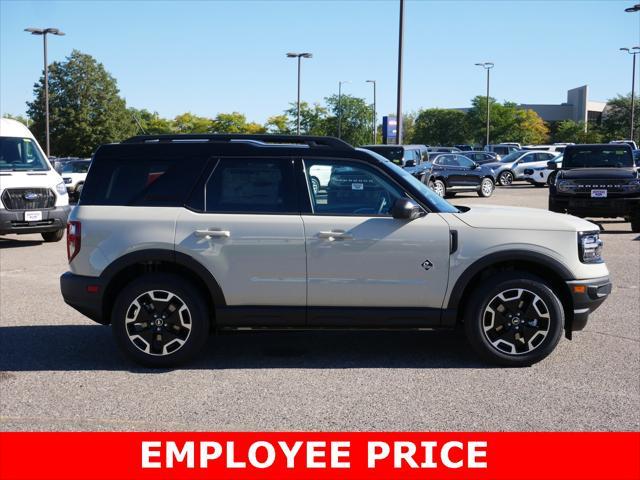 new 2024 Ford Bronco Sport car, priced at $33,553