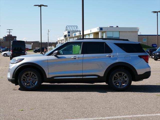 new 2025 Ford Explorer car, priced at $45,892