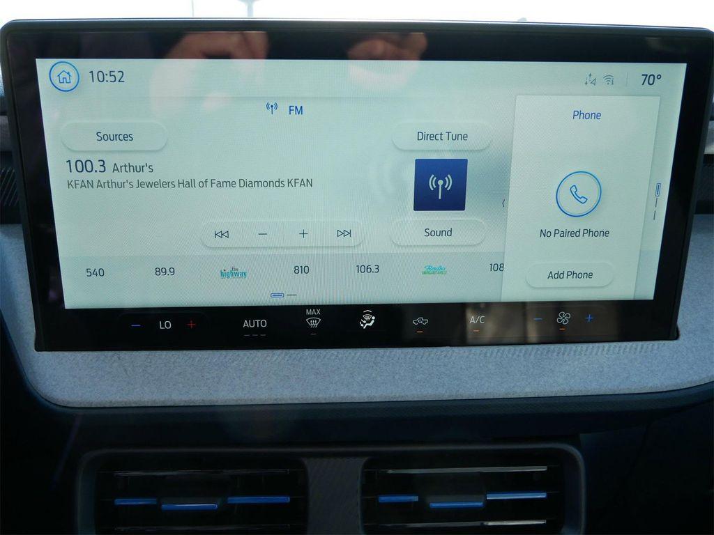 new 2025 Ford Maverick car, priced at $33,284