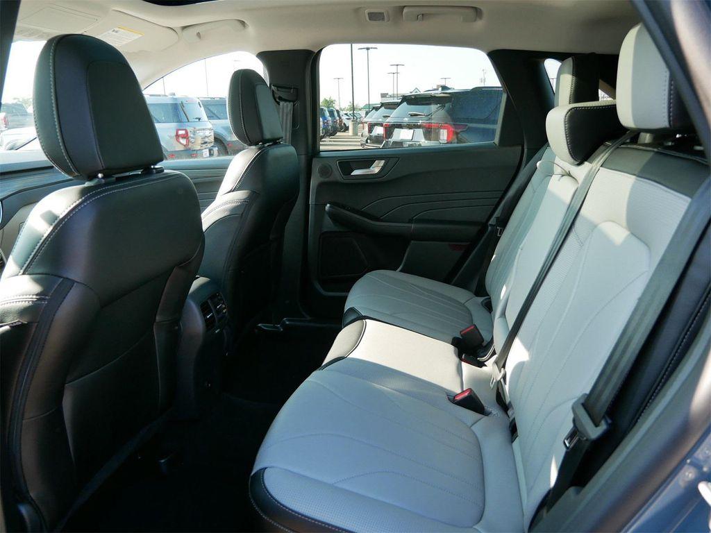 new 2025 Ford Escape PHEV car, priced at $39,284