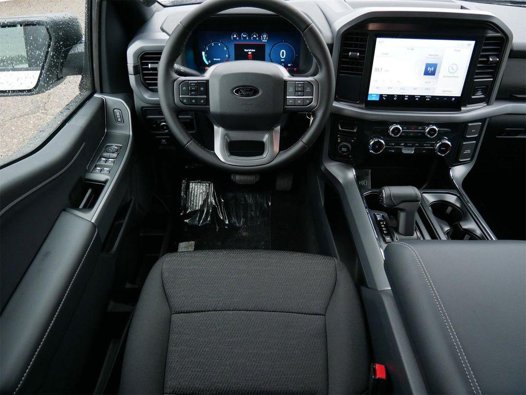 new 2025 Ford F-150 car, priced at $48,404