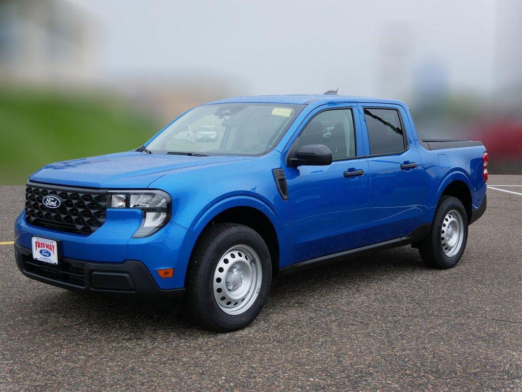 new 2025 Ford Maverick car, priced at $33,438