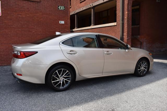 used 2016 Lexus ES 350 car, priced at $18,990