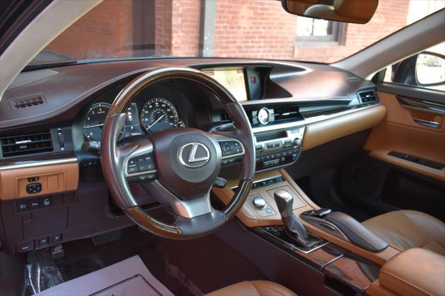 used 2016 Lexus ES 350 car, priced at $20,490