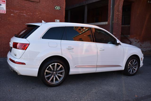 used 2018 Audi Q7 car, priced at $18,990