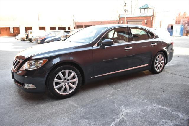 used 2007 Lexus LS 460 car, priced at $9,990