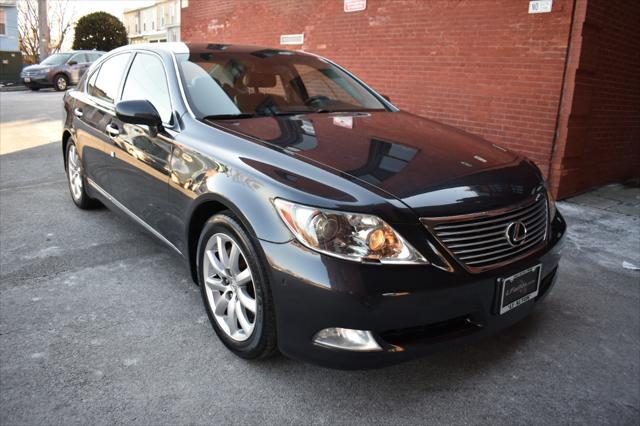 used 2007 Lexus LS 460 car, priced at $9,990