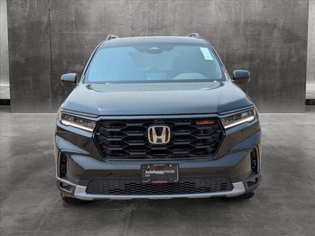 new 2025 Honda Pilot car, priced at $54,079