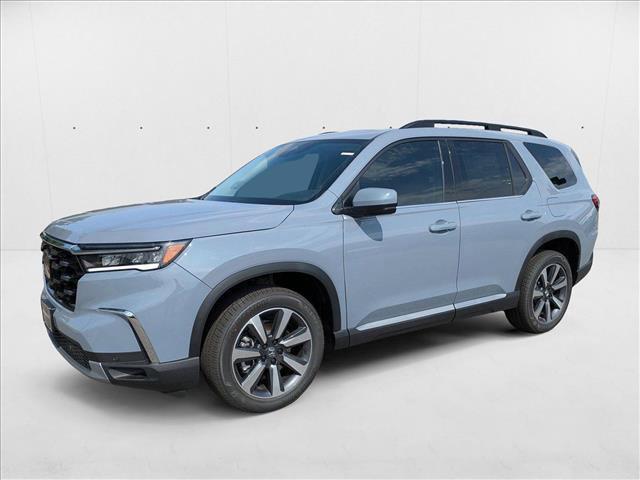 new 2025 Honda Pilot car, priced at $48,914