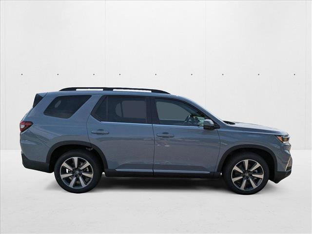 new 2025 Honda Pilot car, priced at $48,914