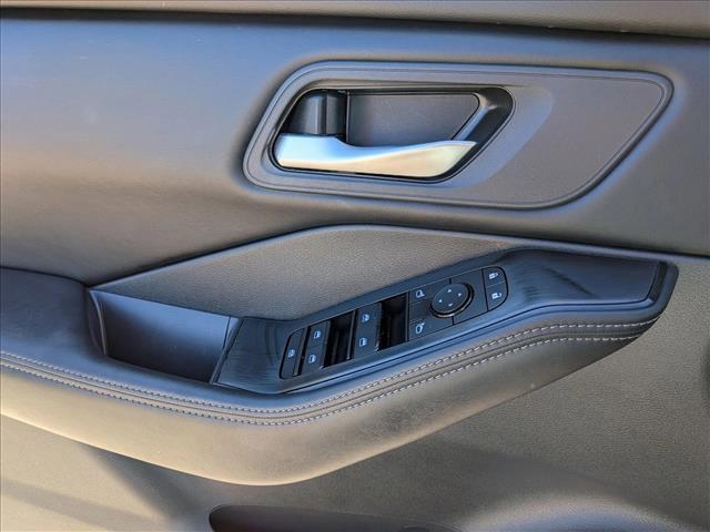 used 2024 Nissan Rogue car, priced at $24,871