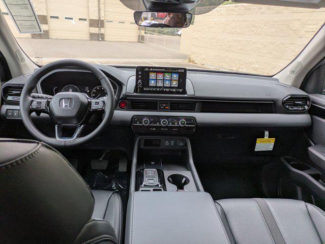 new 2025 Honda Pilot car, priced at $53,079