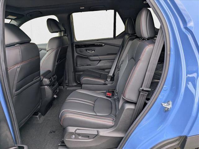 new 2025 Honda Pilot car, priced at $52,629