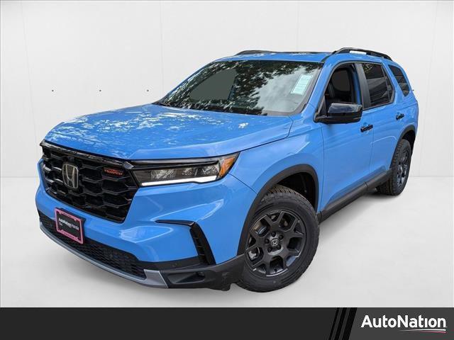 new 2025 Honda Pilot car, priced at $52,629