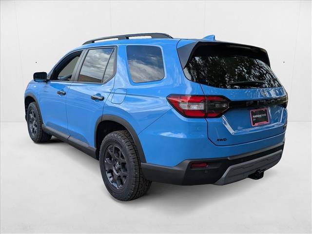 new 2025 Honda Pilot car, priced at $52,629