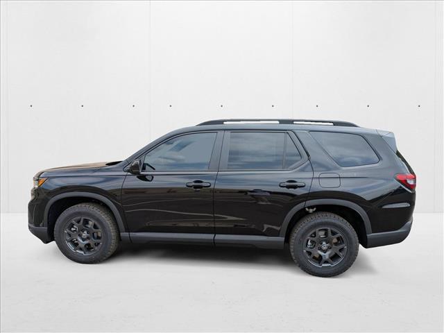 new 2025 Honda Pilot car, priced at $50,674