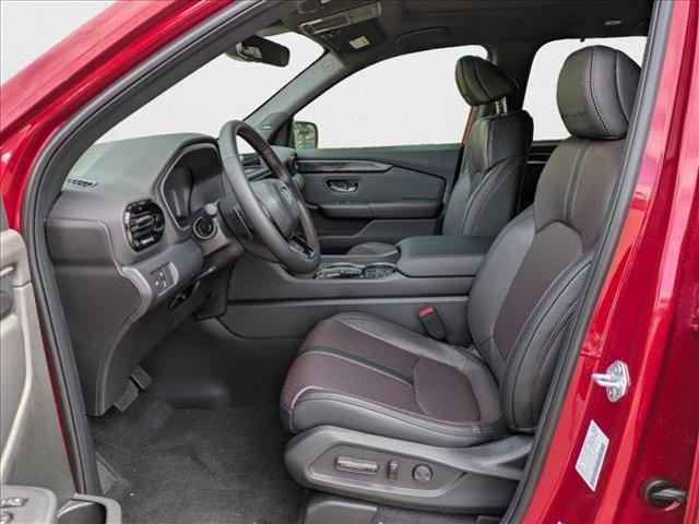 new 2025 Honda Pilot car, priced at $57,329