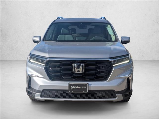 new 2025 Honda Pilot car, priced at $53,874