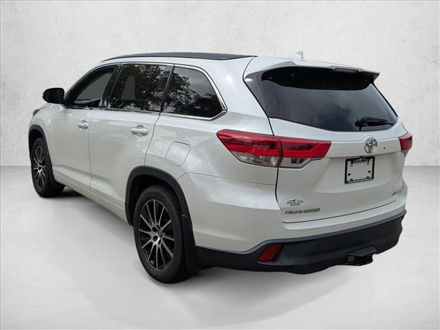 used 2018 Toyota Highlander car, priced at $21,871